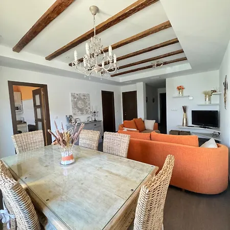 בית כפרי Maria Isabel *